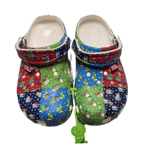 Crocs x Vineyard Vines Limited-Edition Kids’ Crocs™ Holiday Patchwork Clogs - Picture 1 of 3